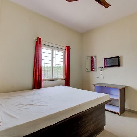 Spot On R D Homestay 1 Dispur Exterior photo